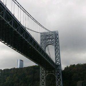 Meet your Posher, Emi